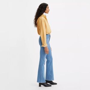Levi’s 721 High Rise Bootcut Jean